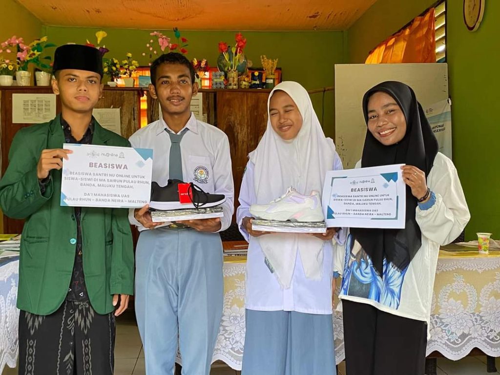 Penyerahan Beasiswa